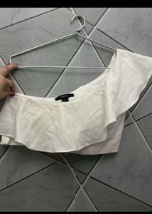 Chic White One-Shoulder Ruffle Crop Top