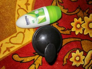 Rexona roll on and hair tool