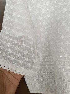 Free delivery - Elegant White Embroidered Blouse