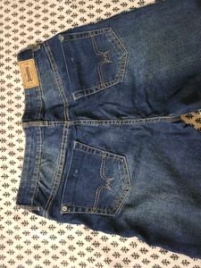 Original Roadster Women's Dark Wash Jeans! 👖