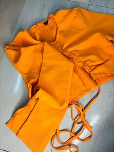 Orange Bell Sleeve Crop Top 🔥
