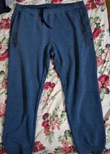 sweatpants