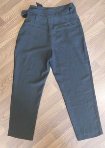 Chic High-Waisted Tapered Trousers