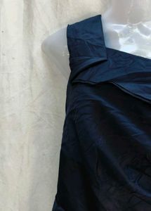 Elegant Navy One-Shoulder Gown