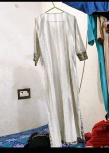 Front Thread Work Kurti
