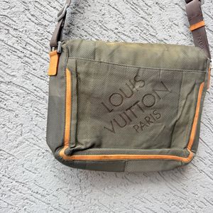 Louis Vuitton Paris Messenger Bag