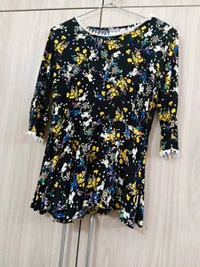 Floral Print Flared Top (XS)