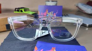 Stylish Clear Frame Glasses