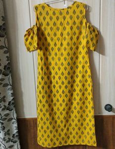 Cold Shoulder Kurta