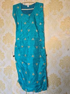 Teal Kurta with Gold Triangle Print