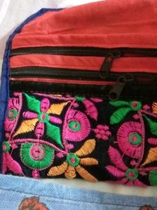 Embroidered 4-sections(pockets) Velvet Handpurse