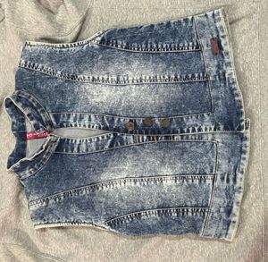 DENIM VEST