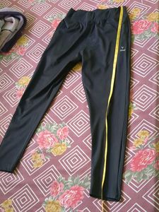 SALE Black Activewear Leggings with pockets