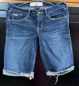 Hollister Women's Denim shorts 🩳