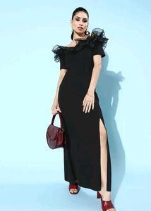 Elegant Off-Shoulder Black Maxi Dress