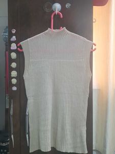 BEIGE Sleeveless Mock Neck Ribbed Top