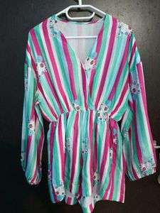 🌈 Stylish Striped Short Jumpsuit Polyester Size S