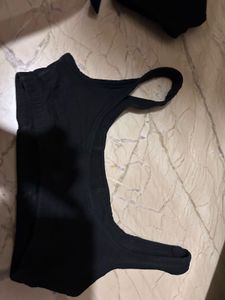Black Sports Bra