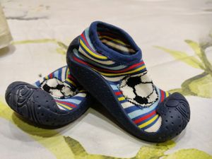 Babyhug Antiskid Shoes Socks