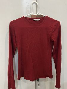 Zara Red top, new but without tags