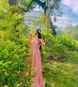 Elegant Pink Gown with Puff Sleeves