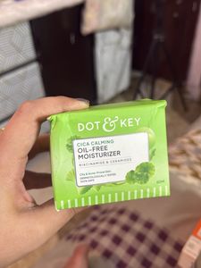 Dot &amp; Key Cica Calming Oil-Free Moisturizer