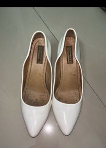 white wedges