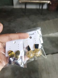 Stylish Metal &amp; Pearl Earrings Set
