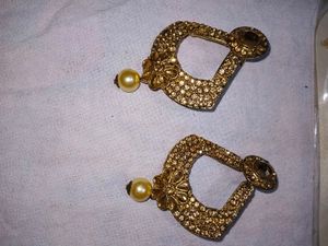 Elegant Ethnic Jewellery Set