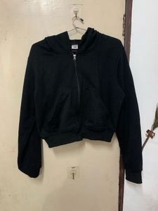 Black Cropped Zip-Up Hoodie
