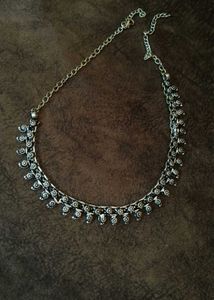 Silver Tone Floral Chain Necklace