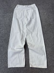 Stylish White Wide-Leg Jeans
