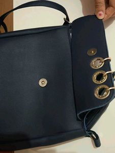 Beautiful Girl's Sling Bag ✨