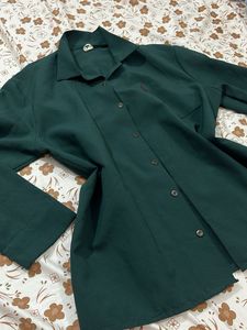 green t-shirt