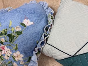 Decorative Throw Pillows (Set of 2)