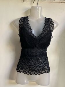 Black Lace V-Neck Sleeveless Top