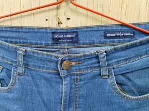 Men's Straight Fit Denim Jeans
