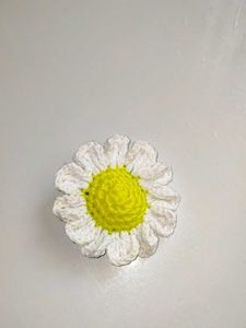 Handmade Crochet Daisy Hair tie