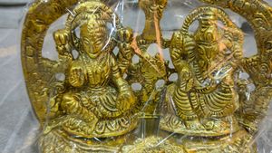 Lakshmi Mata And Ganesh Ji Idol