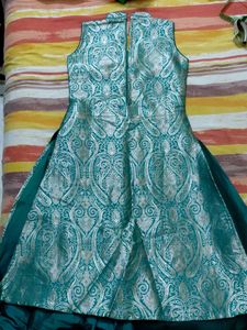 Elegant Dark Green Brocade Kurta Set for teen kids