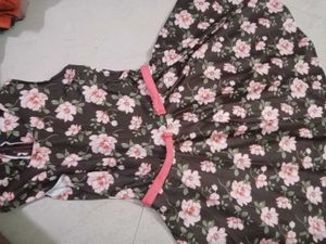 Floral Print Top - Size 34
