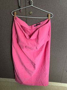Stylish Pink skirt