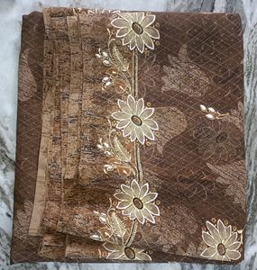 Beautiful Silk Saree With Out Blouse