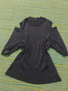 Shimmery black top