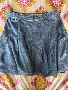 denim pleated skirt