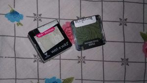 Combo of Lipsticks, Eyeshadow, highlighter