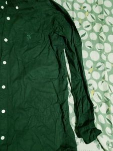 Men's Green Button-Up Shirt