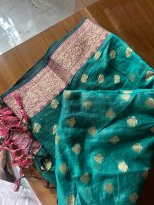 Elegant zari Green Dupatta
