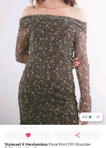 stylecast-x-hersheinbox Floral Print Off-Shoulder
