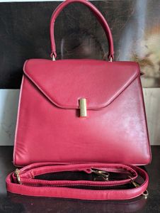 Red/Maroon Imported Handbag With Sling Belt 👜😍❤️